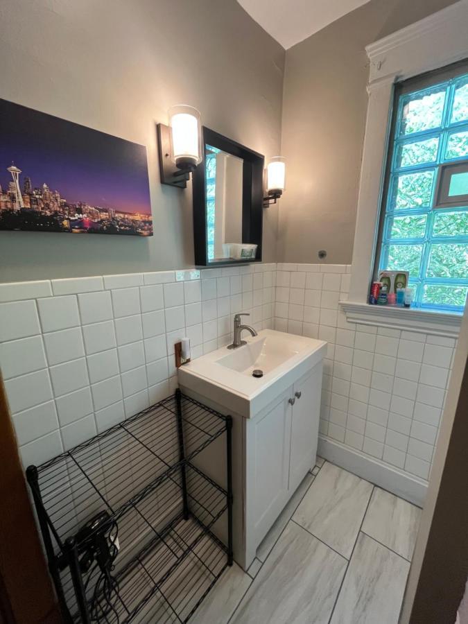 Mid-Century Modern Apartment! Covington Buitenkant foto