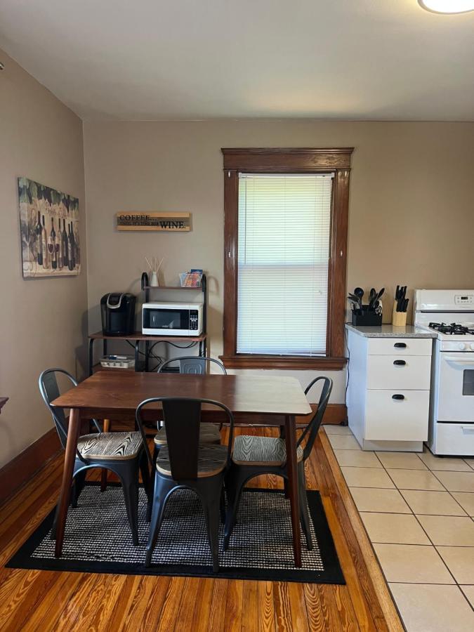 Mid-Century Modern Apartment! Covington Buitenkant foto